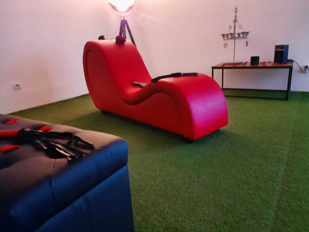 20220902 104420 scaled min 2 1